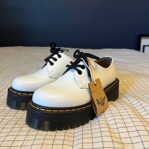 NWT DR MARTENS 1461 Quad White Platform